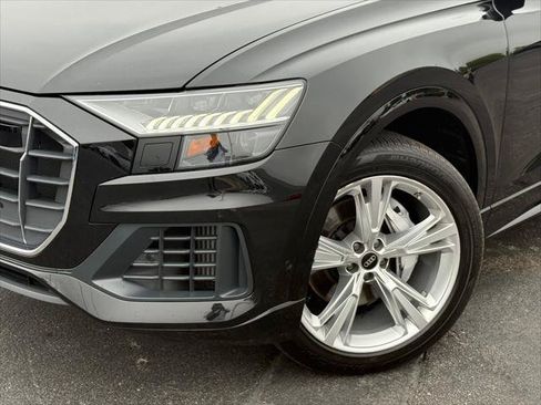 Certified 2023 Audi Q8 Premium w/ Convenience Package AWD/4WD image 3