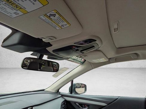 Used 2025 Subaru Outback Premium AWD/4WD image 20