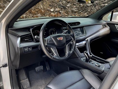 Used 2020 Cadillac XT5 Luxury w/ LPO, Floor Liner Package image 12