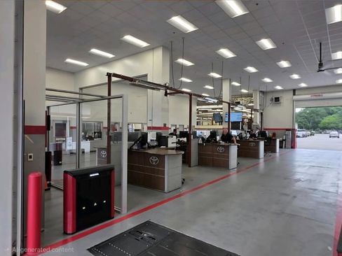 Used 2018 Toyota Tacoma SR5 RWD image 14