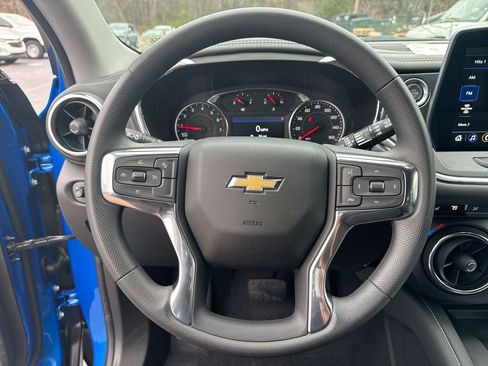 New 2026 Chevrolet Blazer LT w/ Convenience Package FWD image 16