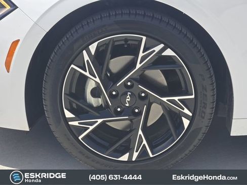 Used 2025 Kia K5 GT-Line w/ GT-Line Premium Package FWD image 14