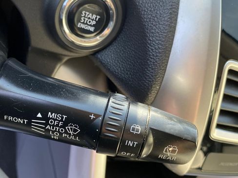 Used 2018 Mitsubishi Eclipse Cross SEL image 27