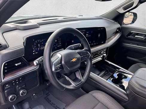 Used 2025 Chevrolet Tahoe LS RWD image 14