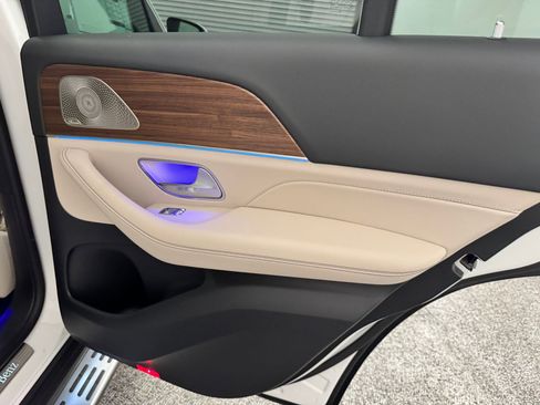 Certified 2025 Mercedes-Benz GLE 350 4MATIC image 22