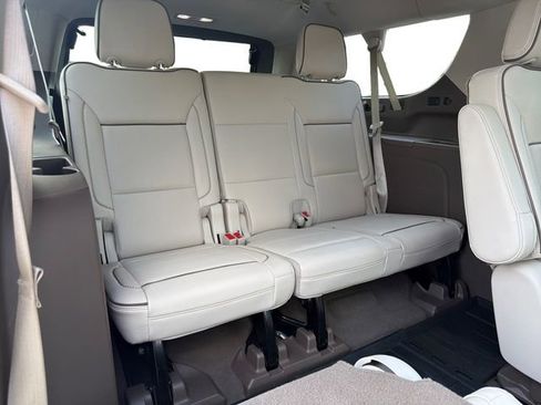 Used 2021 GMC Yukon XL Denali w/ Denali Premium Package RWD image 41