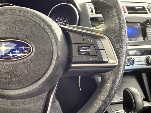 Used 2018 Subaru Outback 2.5i AWD/4WD image 34