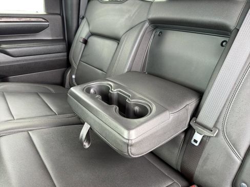 Used 2024 Chevrolet Silverado 2500 LTZ w/ LTZ Convenience Package AWD/4WD image 5