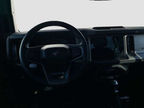 Used 2025 Ford Bronco Outer Banks AWD/4WD image 22