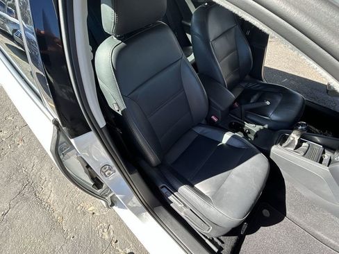 Used 2017 Volkswagen Jetta S w/ Jetta S Cold Weather Package image 21