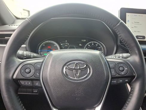 Used 2024 Toyota Venza Nightshade image 18