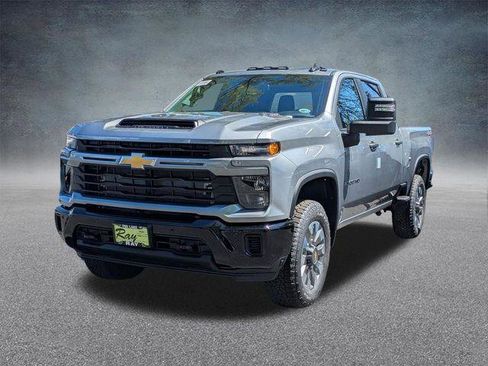 New 2026 Chevrolet Silverado 2500 Custom w/ Custom Value Package AWD/4WD image 8