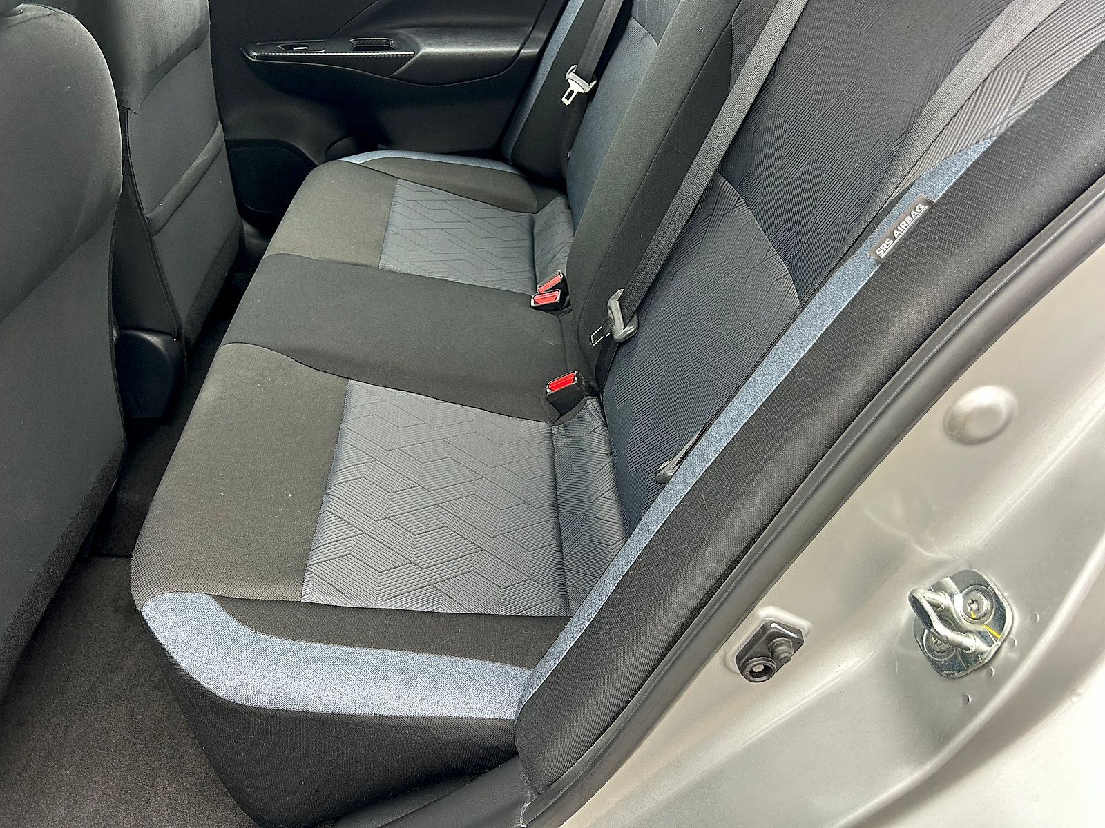 Used 2025 Nissan Versa SV FWD image 19