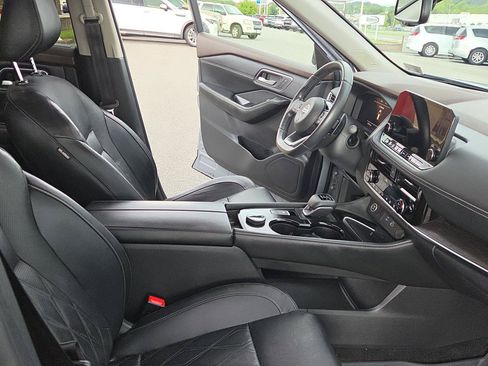 Used 2021 Nissan Rogue Platinum AWD/4WD image 21