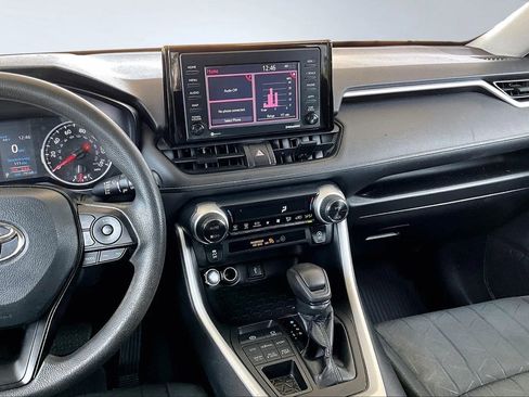 Used 2021 Toyota RAV4 XLE image 7