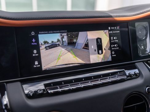 Certified 2025 Rolls-Royce Cullinan Black Badge w/ Leather Finishing Pack AWD/4WD image 29