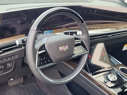 New 2026 Cadillac Escalade Platinum Sport AWD/4WD image 19