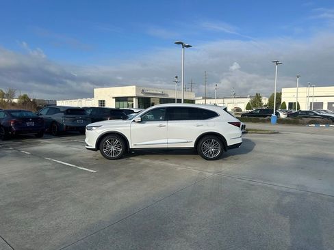 Used 2023 Acura MDX SH-AWD w/ Advance Package image 8