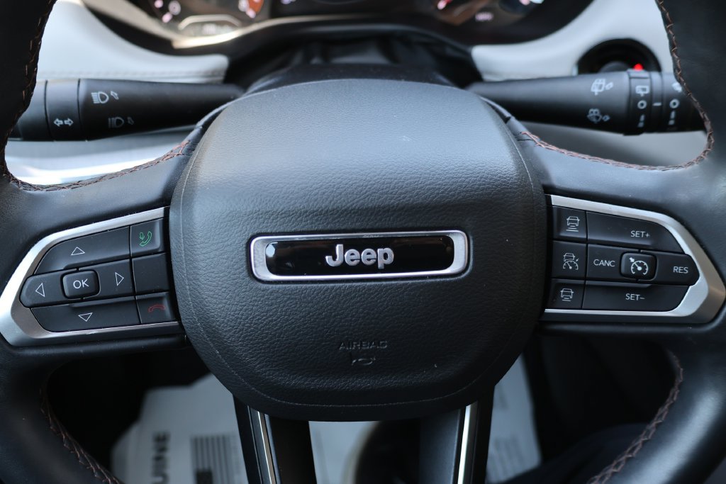 Used 2022 Jeep Compass Limited AWD/4WD image 23