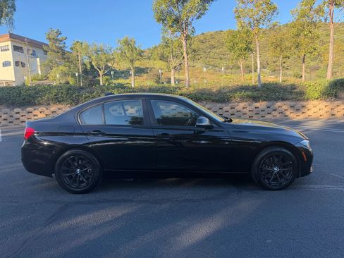 Used 2017 BMW 320i Sedan image 6