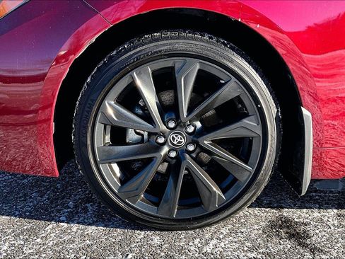 Used 2025 Toyota Corolla SE image 9