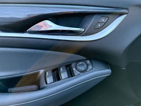 Used 2022 Buick Enclave Essence w/ Experience Buick Package image 24