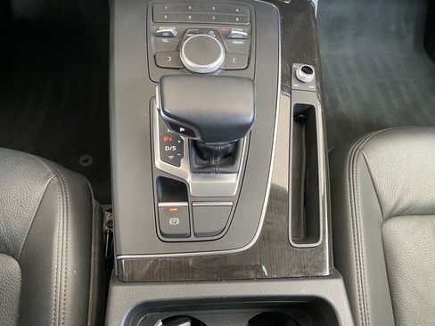 Used 2018 Audi Q5 2.0T Premium AWD/4WD image 46