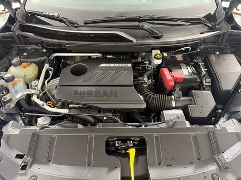 Used 2025 Nissan Rogue SV AWD/4WD image 24