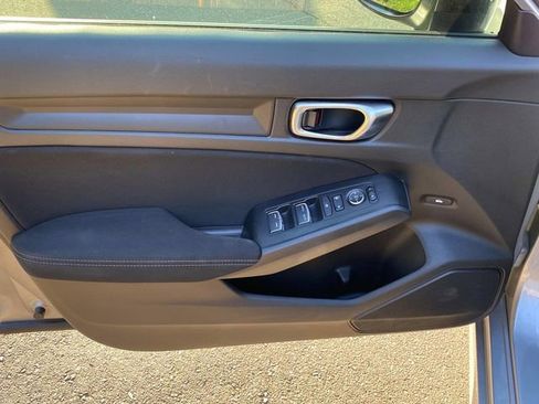 Used 2024 Honda Civic Sport image 10