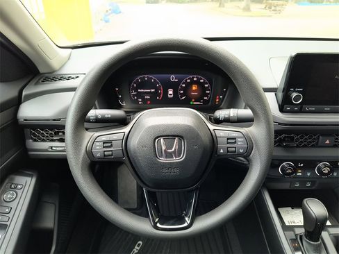 New 2025 Honda Accord LX image 7