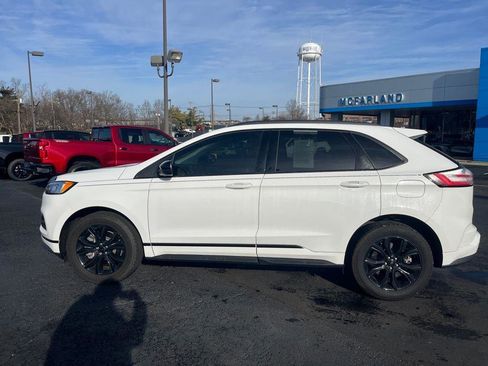 Used 2024 Ford Edge SE w/ Black Appearance Package AWD/4WD image 2