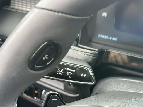 Used 2024 Lincoln Corsair AWD image 14