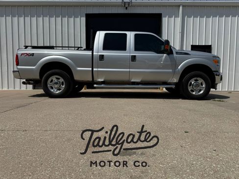 Used 2015 Ford F250 XLT w/ XLT Value Package AWD/4WD image 1