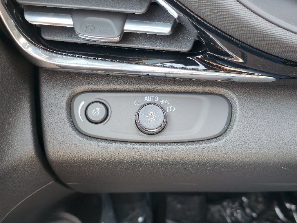 New 2026 Buick Envista Sport Touring w/ Convenience I Package FWD image 17