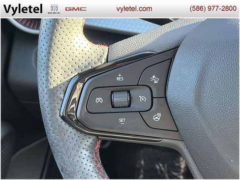Certified 2024 Chevrolet Trax RS w/ Driver Confidence Package image 21