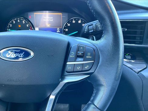 Used 2020 Ford Explorer Limited image 23