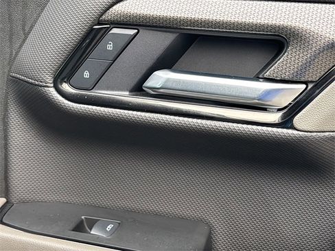 Used 2025 Chevrolet Silverado 1500 ZR2 w/ Technology Package image 38