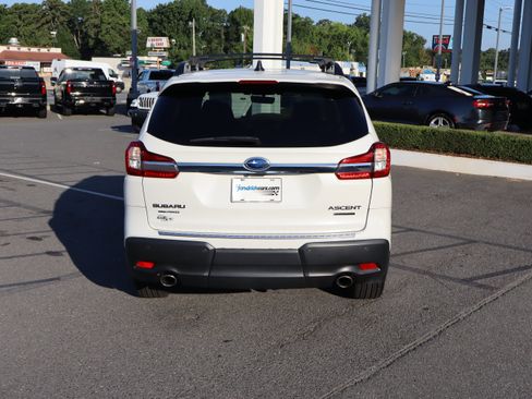 Used 2020 Subaru Ascent Limited w/ Technology Package AWD/4WD image 9