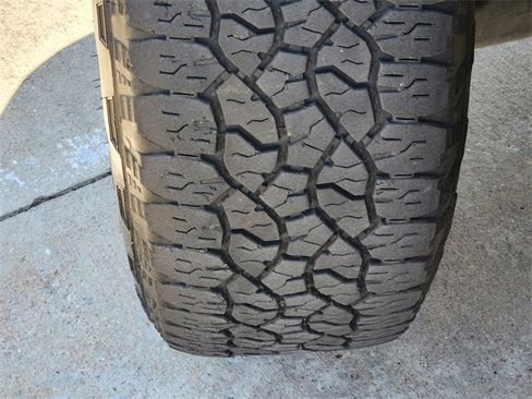 Used 2024 GMC Sierra 2500 Denali Ultimate w/ Max Trailering Package image 11