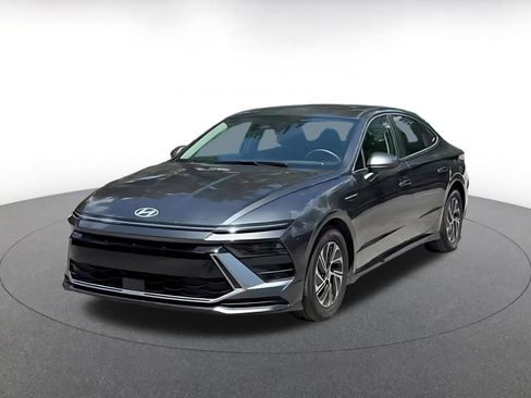 Used 2026 Hyundai Sonata Blue FWD image 7