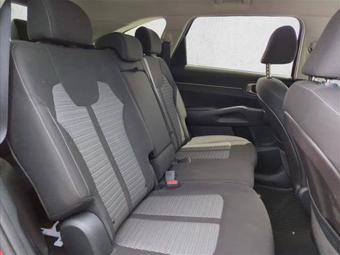 Used 2022 Kia Sorento LX FWD image 21