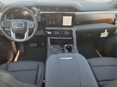 New 2026 GMC Sierra 2500 Denali w/ Denali Reserve Package image 11