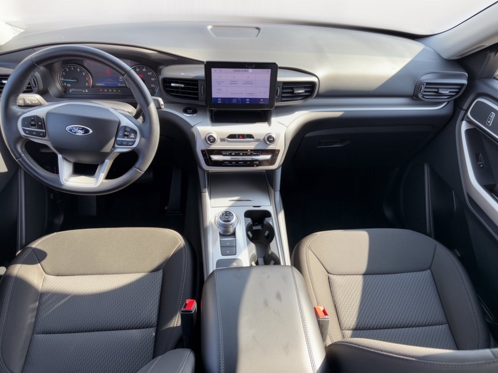 Certified 2023 Ford Explorer XLT RWD image 17