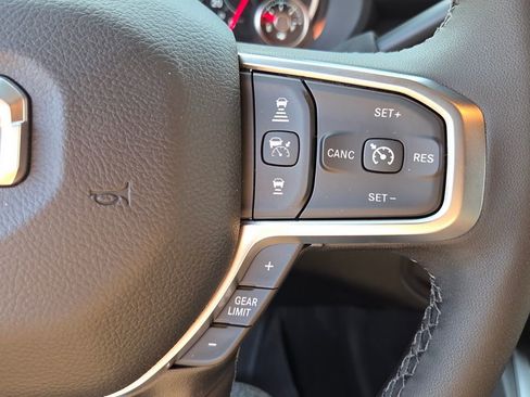 New 2026 RAM 2500 Big Horn AWD/4WD image 25