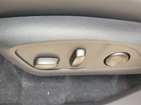 New 2025 Buick Enclave Sport Touring w/ Power Package image 5