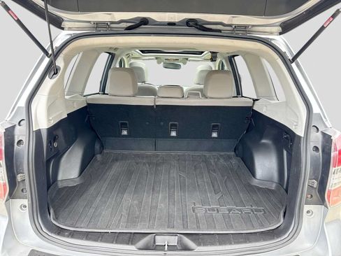 Used 2014 Subaru Forester 2.5i Touring AWD/4WD image 34