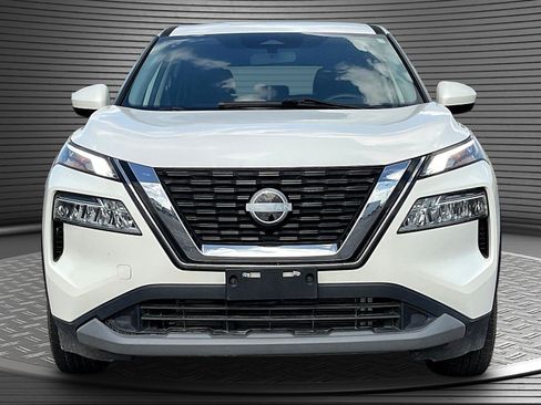 Used 2023 Nissan Rogue SV AWD/4WD image 2