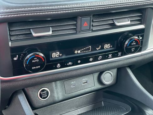 Certified 2023 Nissan Rogue SV w/ SV Premium B Package image 21