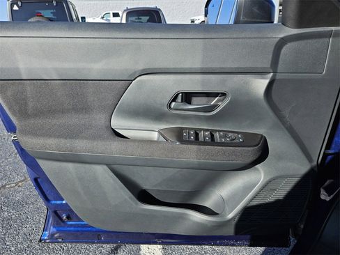 New 2026 Nissan Kicks S image 13