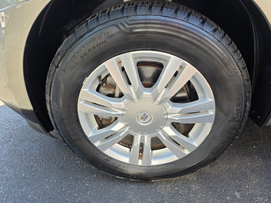 Used 2014 Cadillac SRX Luxury w/ Driver Awareness Package FWD image 10